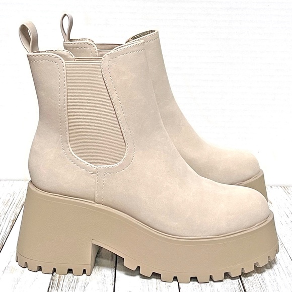 New  Sand Beige Chelsea Lug Platform Ankle Boots Booties - Picture 2 of 5